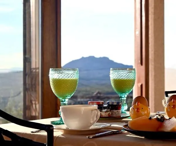 Casal Da Serra * פנייה גרסיה